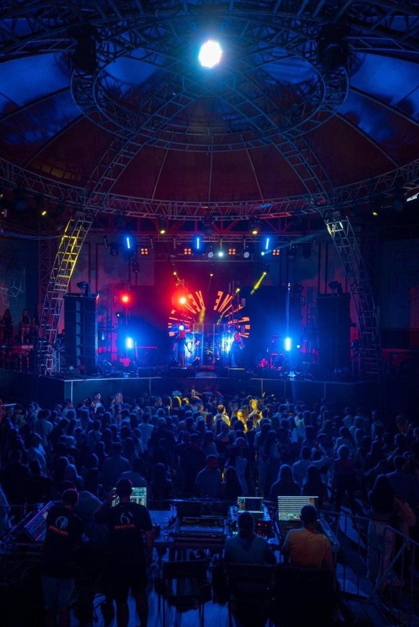 Club House Arkadia Отель 5*